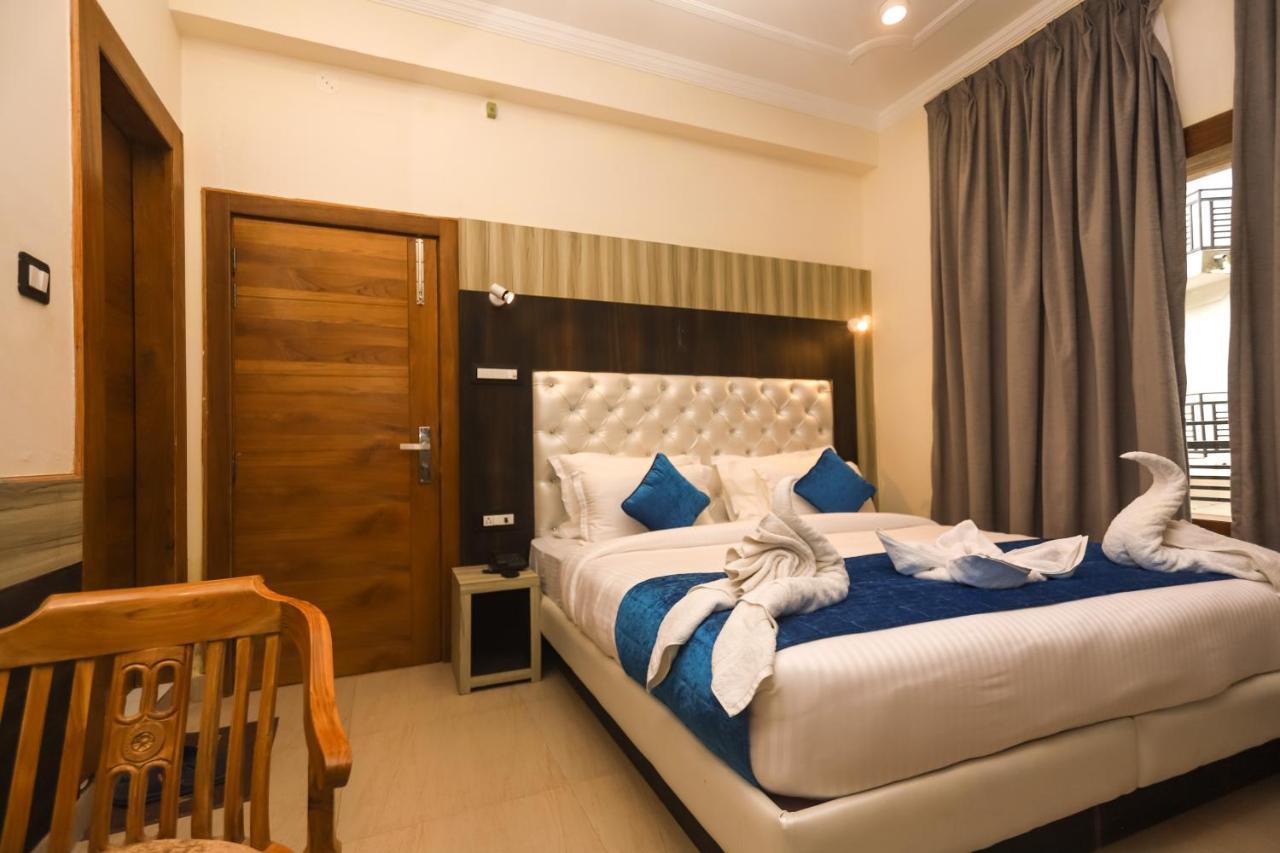 Hotel The Nest, Rooftop Cafe, Bonfire With A Sceneric Mountain View McLeod Ganj Zewnętrze zdjęcie